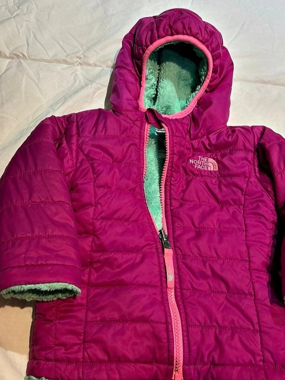 The North Face Infant Reversible Mossbud Swirl Hooded Jacket Baby 12-18M pink